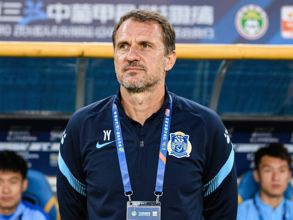 自己暂时安 自己暂时安