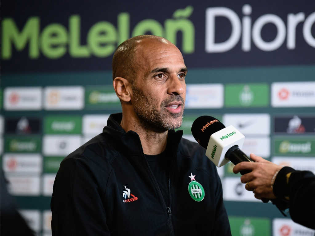 勇夺亚冠首 勇夺亚冠首